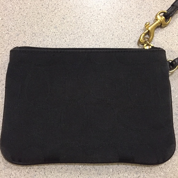 Coach wristlet - Picture 2 of 4
